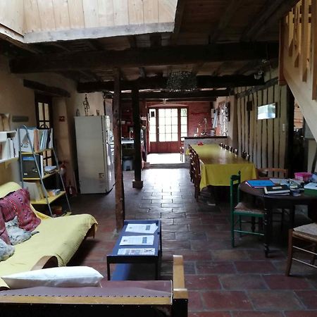 Auberge de jeunesse Le Grangé à Giscaro Extérieur photo