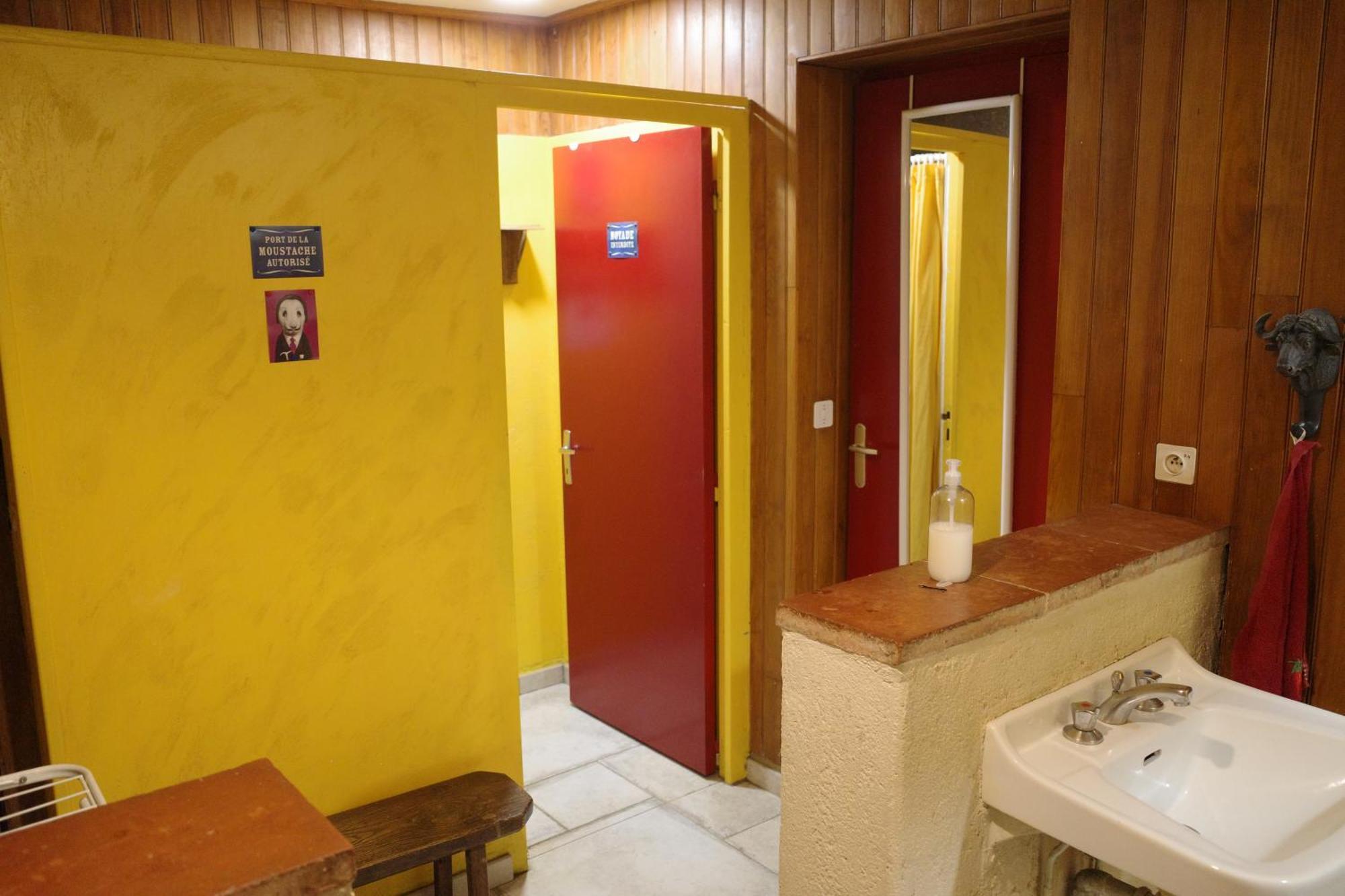 Auberge de jeunesse Le Grangé à Giscaro Extérieur photo