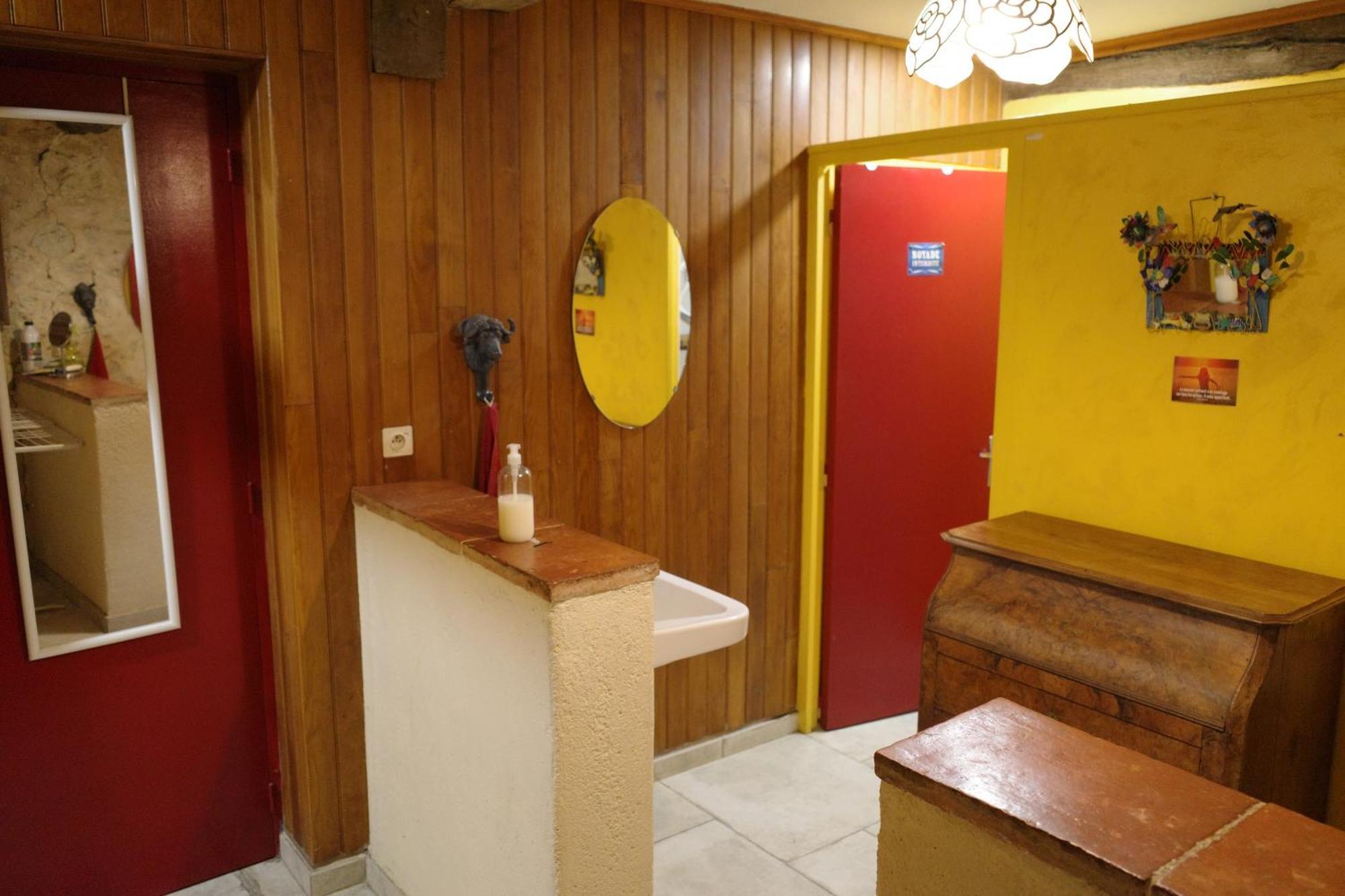 Auberge de jeunesse Le Grangé à Giscaro Extérieur photo